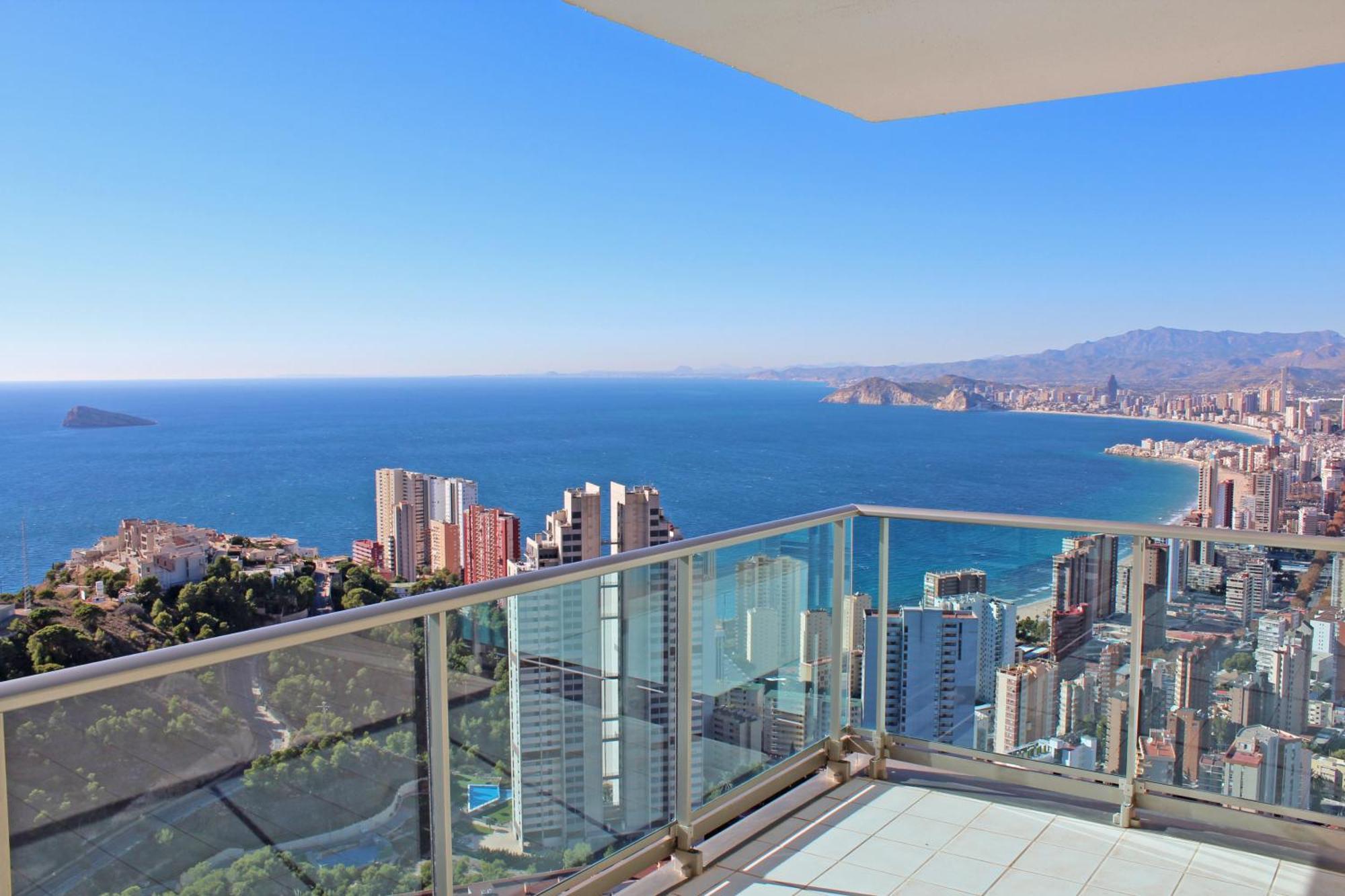 Benidorm High Rise Apartments - Sea Views - Torre Lugano 客房 照片