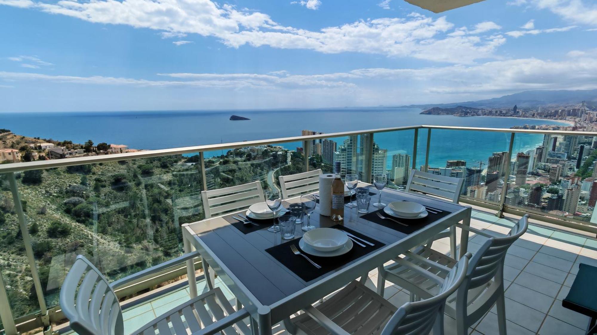 Benidorm High Rise Apartments - Sea Views - Torre Lugano 外观 照片