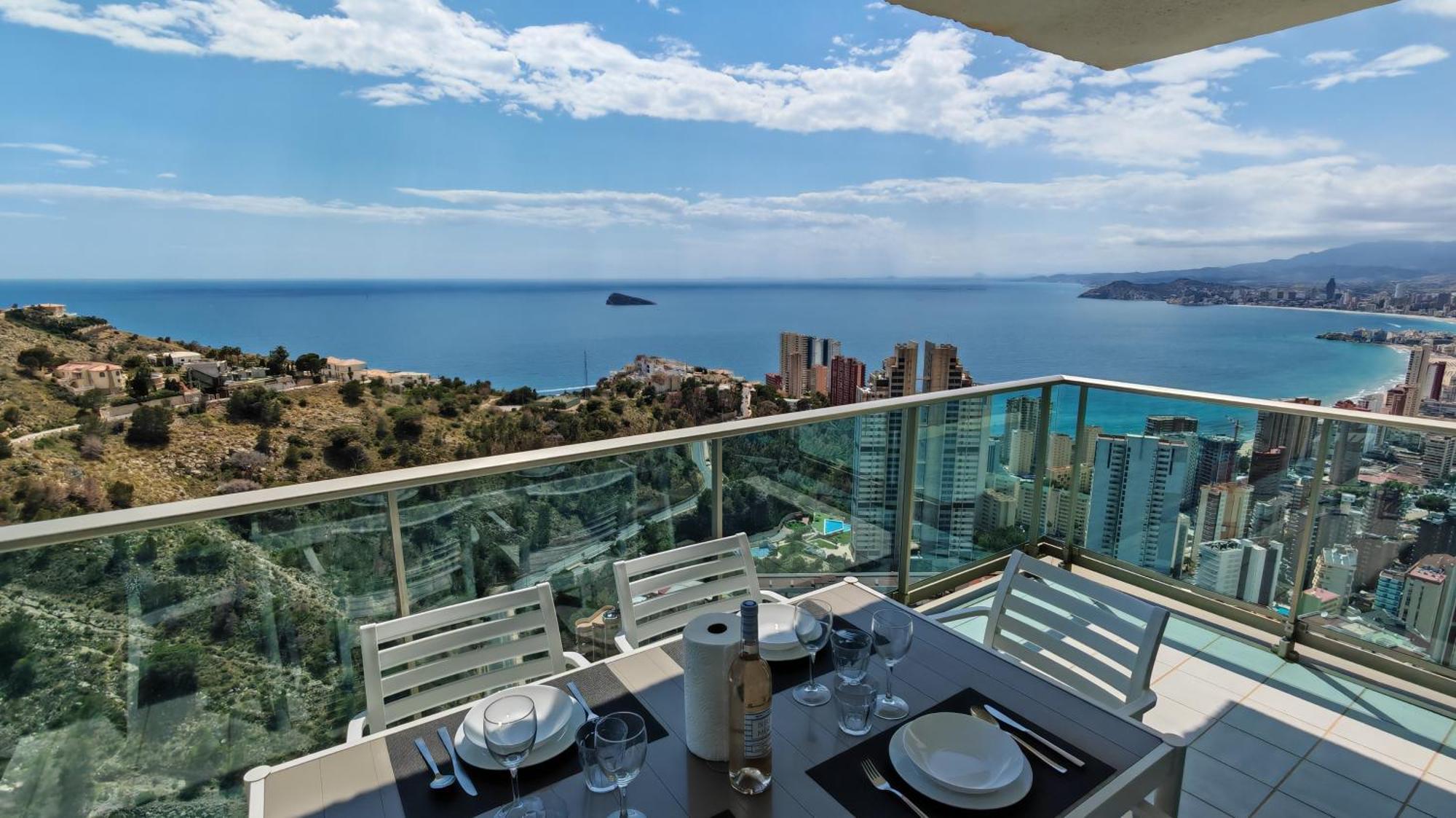 Benidorm High Rise Apartments - Sea Views - Torre Lugano 外观 照片